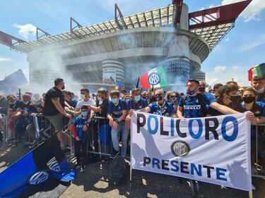 Inter, è festa grande fuori e dentro al Meazza per lo scudetto numero 19 11