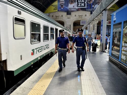 "Stai zitta", poi la molestia: un altro orrore sul treno a Milano