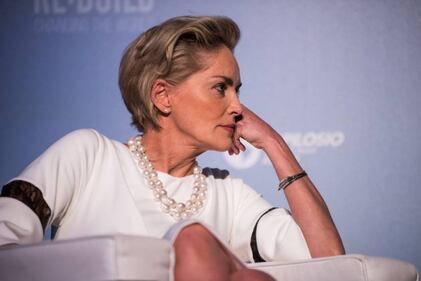 Madonna e Sharon Stone: sexy dive a confronto 27