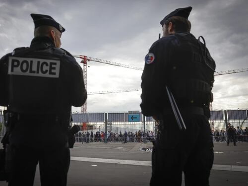 Francia-Israele blindata. Stadio vuoto, sinistra choc