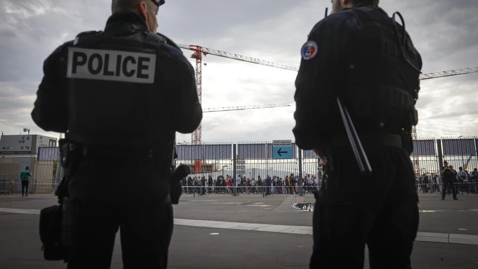 Francia-Israele blindata. Stadio vuoto, sinistra choc