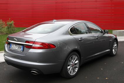 Jaguar XF 2014 9