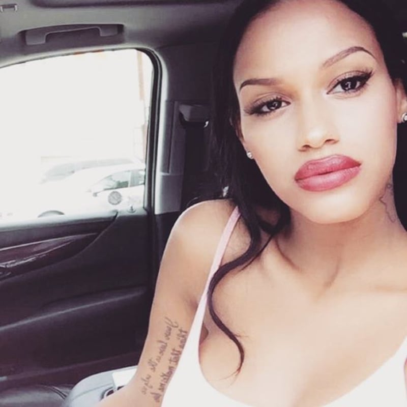Fanny Neguesha, le foto Instagram più belle dell'ex di Balotelli 14