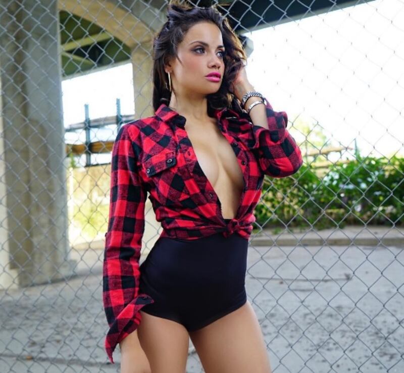 Samantha Sepulveda, la sexy poliziotta di New York 1