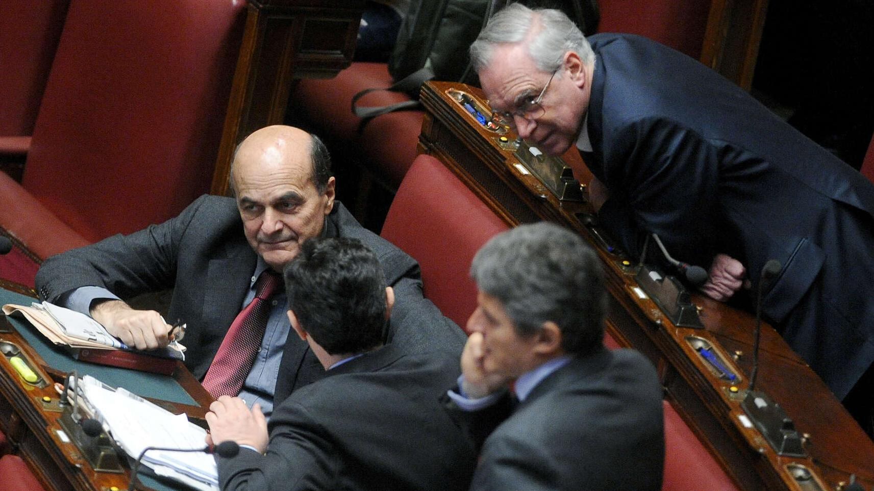 Ora i comunisti del Pd rifanno la "resistenza" per fermare il segretario