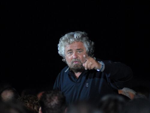 "Aprire al confronto col Pd". Nel M5S la linea aperturista mina lo strapotere di Grillo