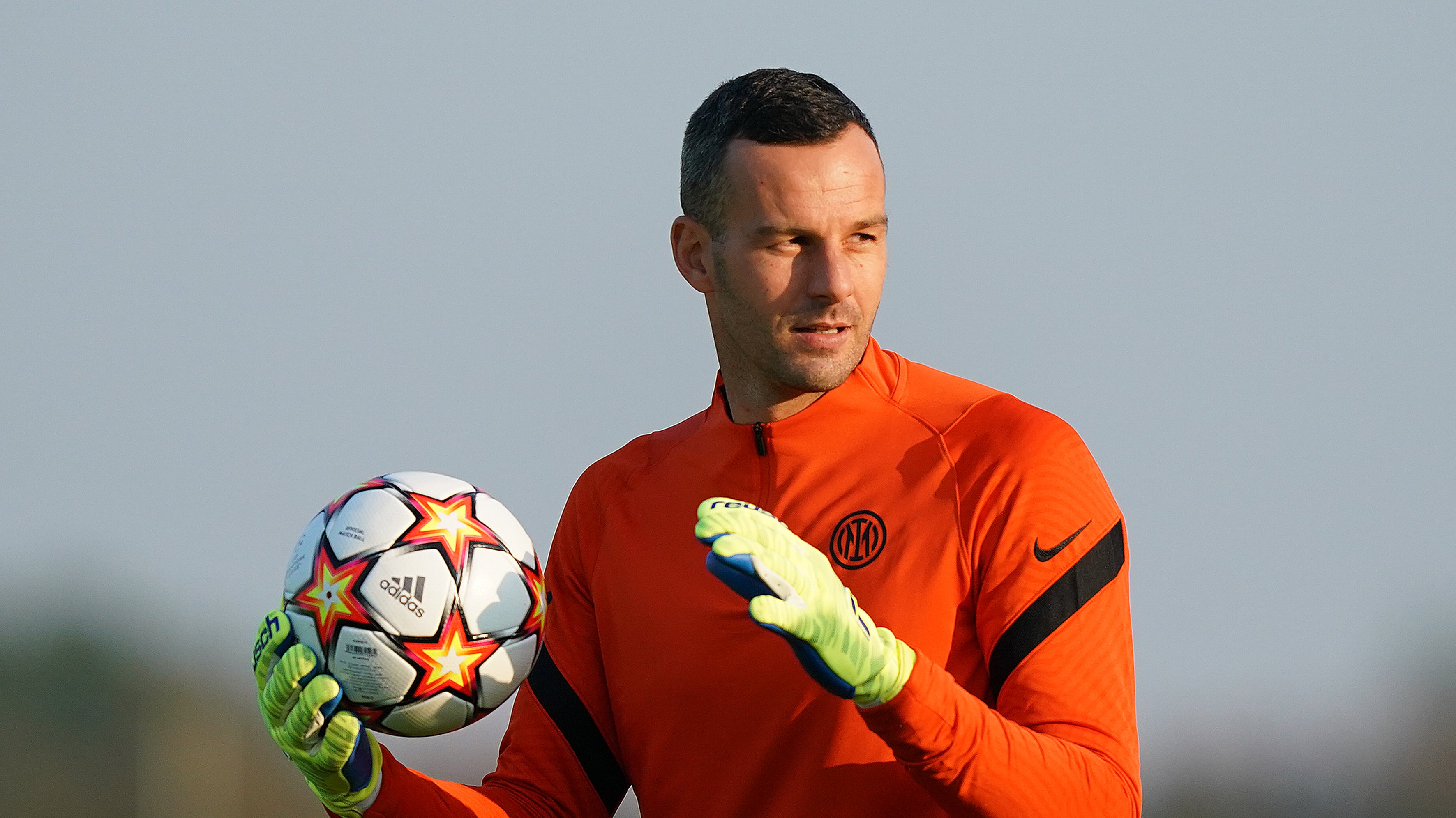 Handanovic, capitano con il contratto scaduto ma senza un sostituto