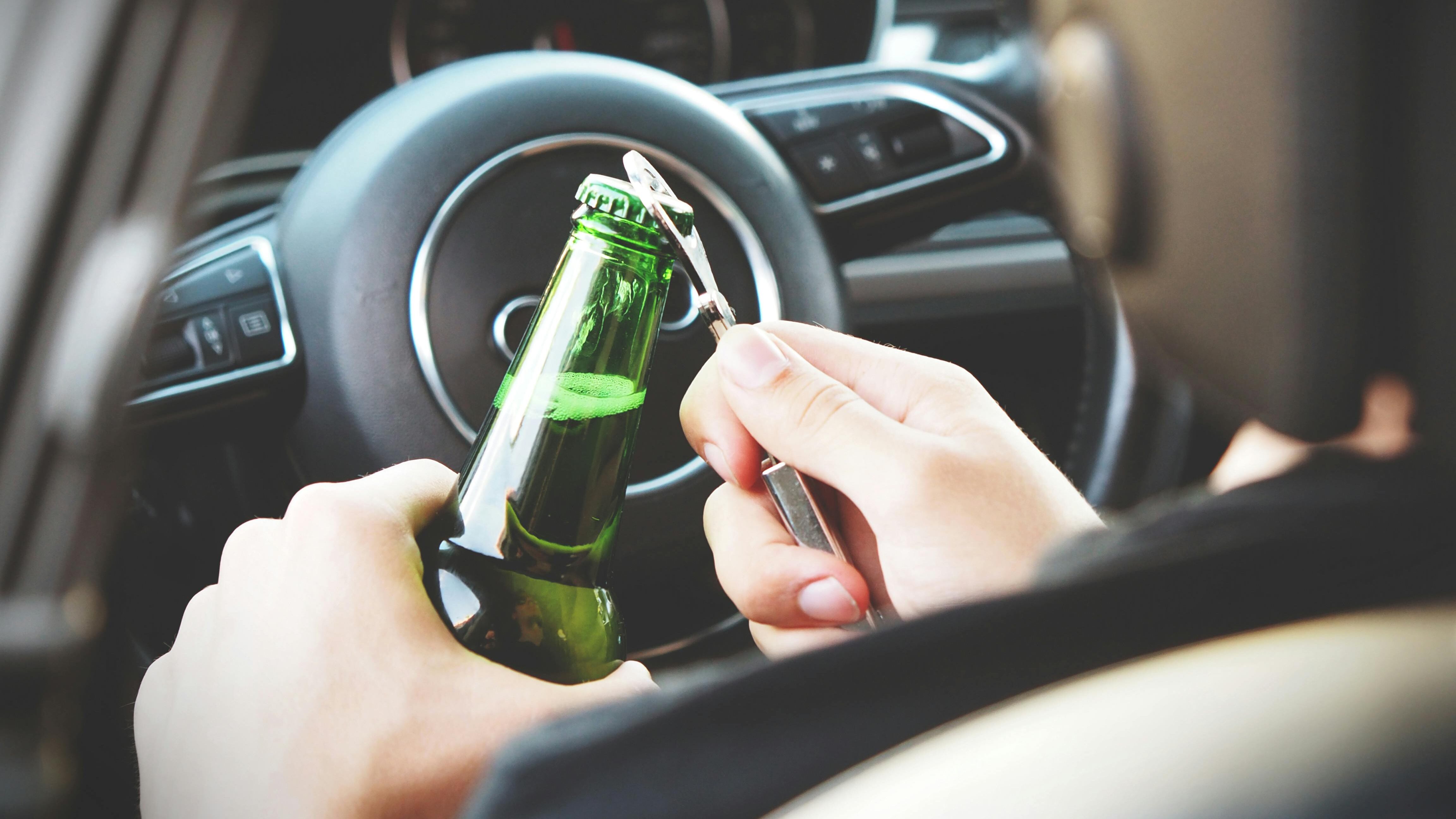 Alcol e guida, cos’è la "wine bag" che ordinano molti clienti