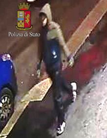 Omicidio Parco Litta, immagini del presunto assassino 1