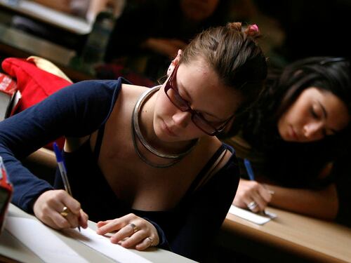 Editori contro Profumo: nessun accordo per i libri digitali a scuola