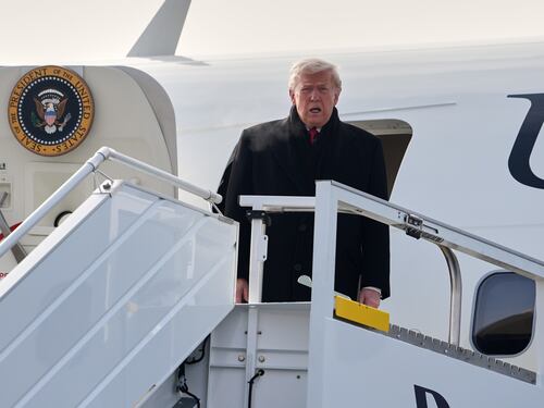 Trump monopolizza e cannibalizza Davos