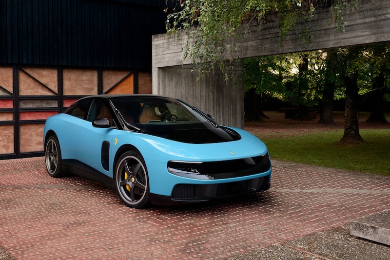 Ferrari, Luce batte gli scettici Stellantis avanti con la risalita