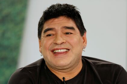 Maradona si è fatto il lifting 5