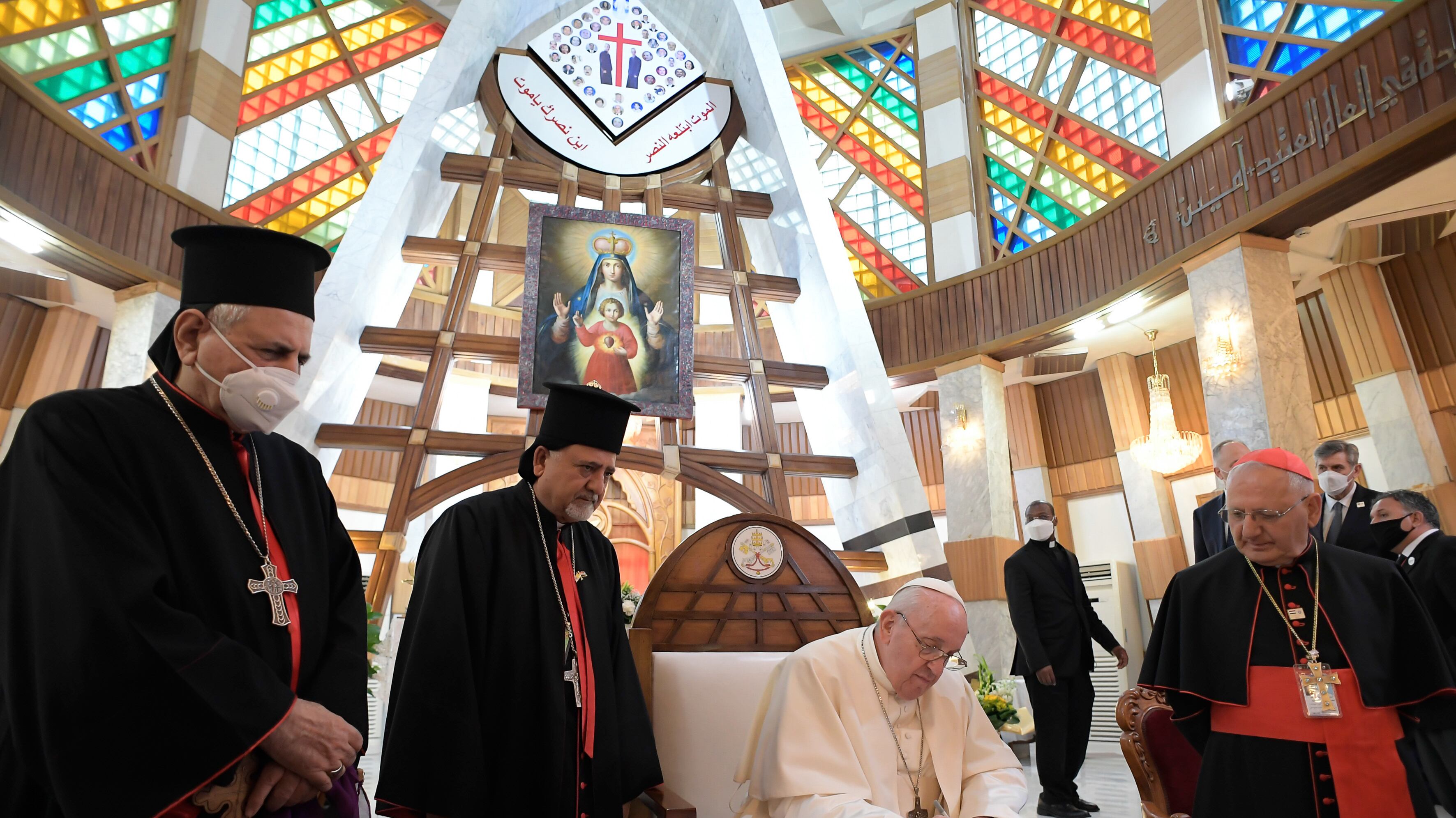 Il Papa si appella a Al Sistani "La religione non è violenza"