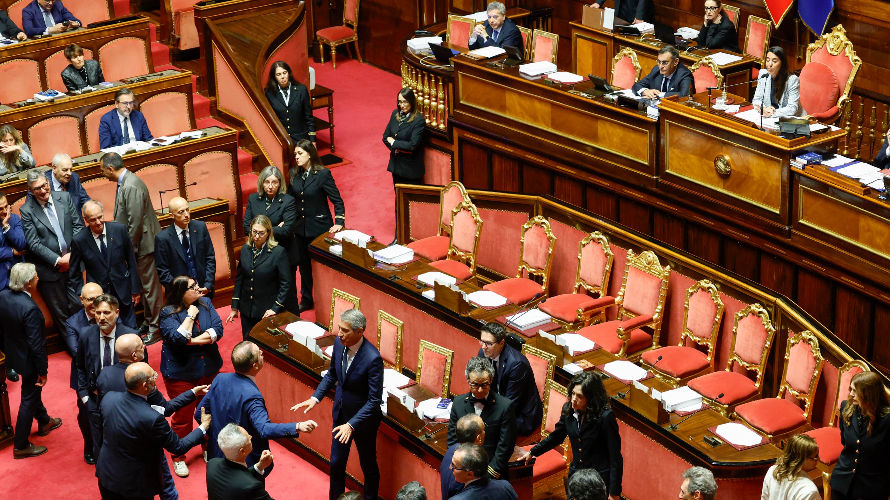 Scintille in Senato sulla governance Rai. Botta e risposta tra le opposizioni e la vicepresidente Ronzulli