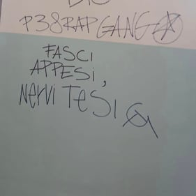Insulti e minacce al Manzoni 4
