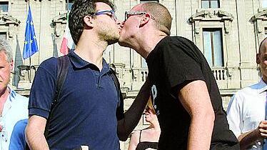 Nozze gay, il Comune tira dritto in via Larga tutto è (quasi) pronto