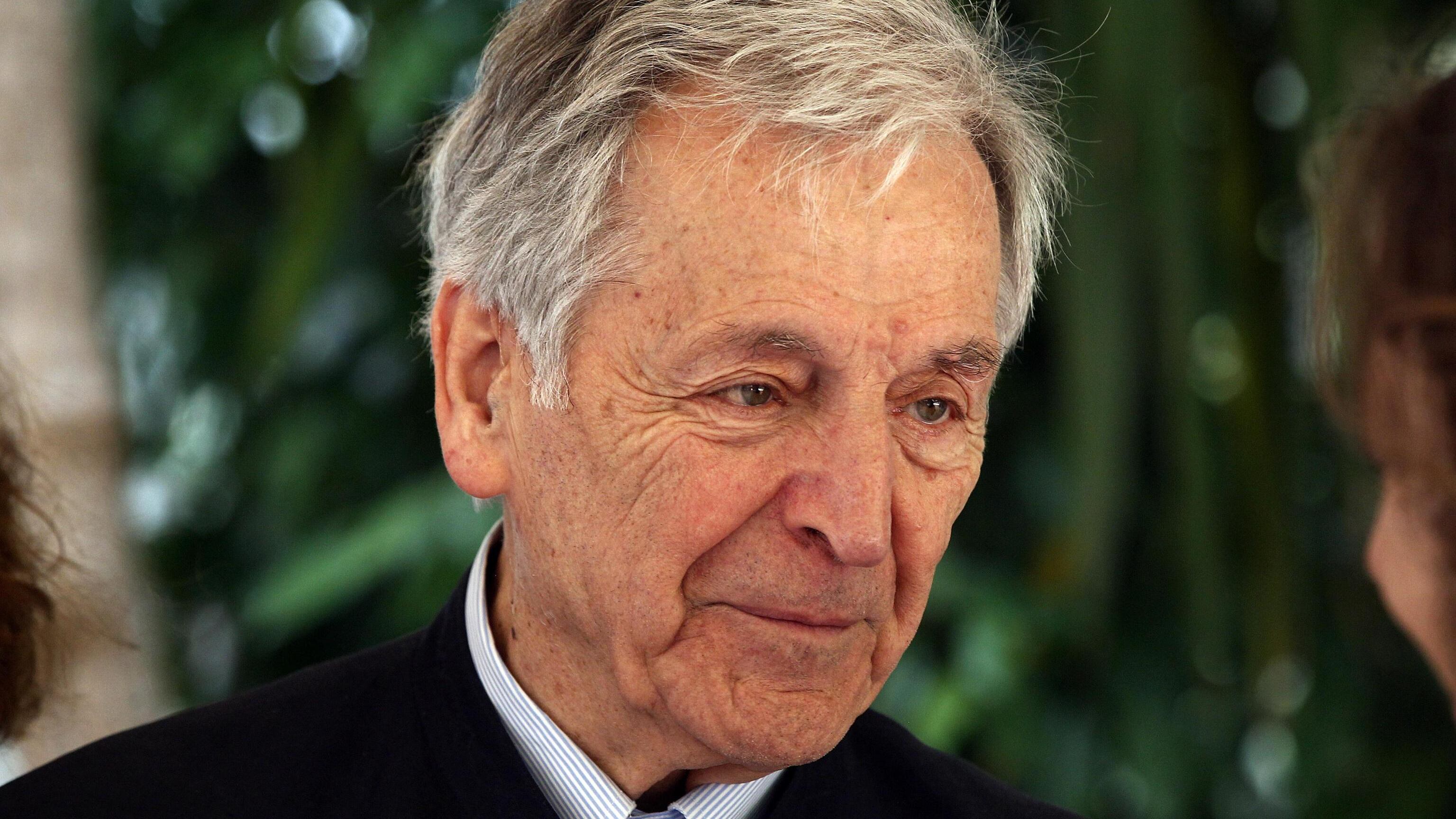 "Oggi il dittatore è il denaro farei un film sull'economia"