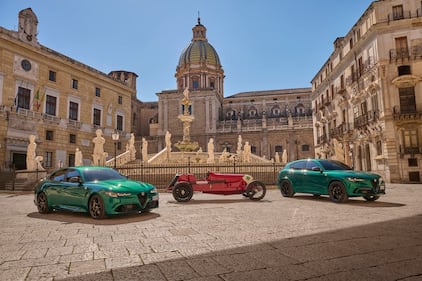 Alfa Romeo Giulia e Stelvio Quadrifoglio 100° Anniversario, guarda la gallery 1