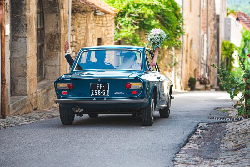 Quale auto scegliere per il matrimonio? I migliori modelli d'epoca, cabrio e sportivi 4