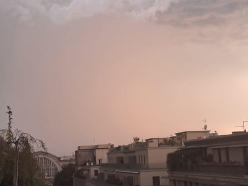 Tempesta di sabbia in arrivo dal Sahara: "L'Europa si tingerà di arancione". Ecco dove il fenomeno investirà l'Italia