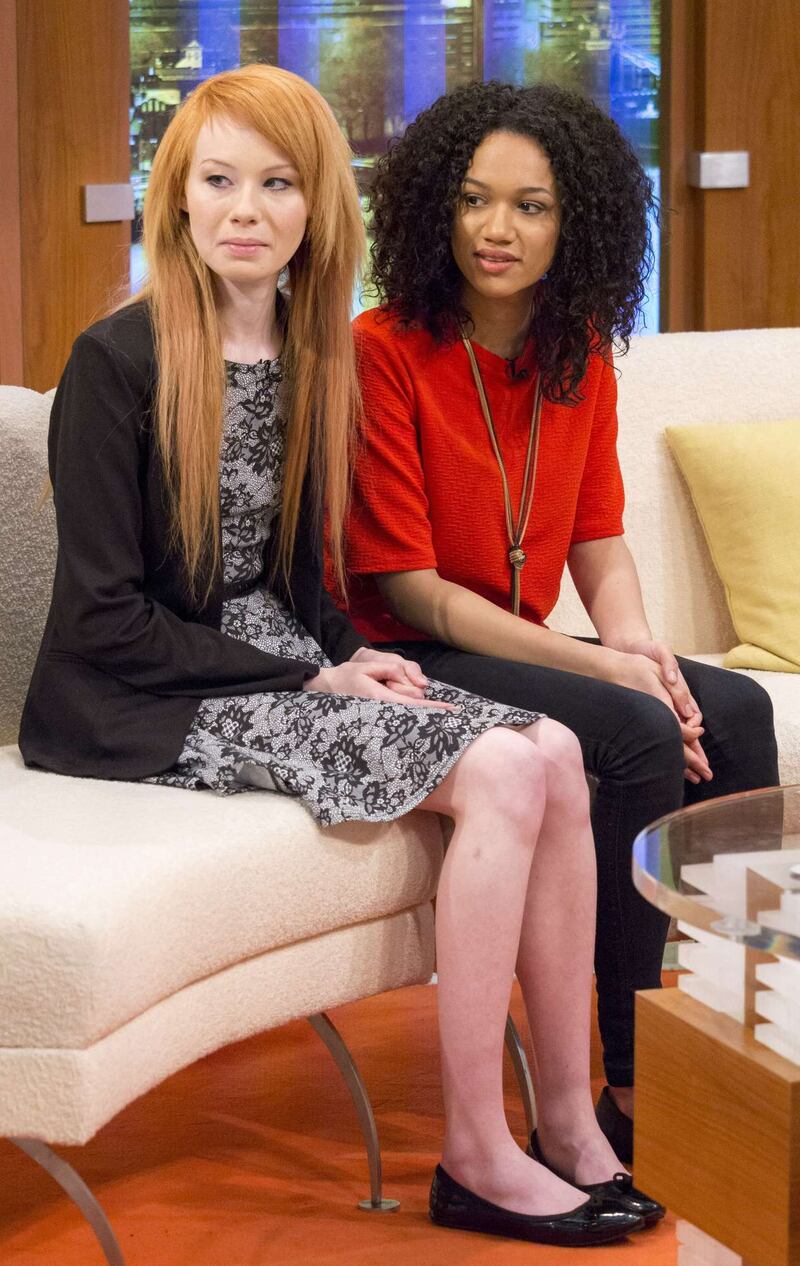 Queste ragazze sono gemelle 3