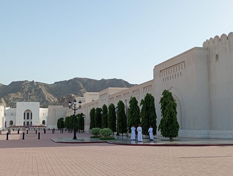 L'Oman sospeso tra guerra e trattative 16