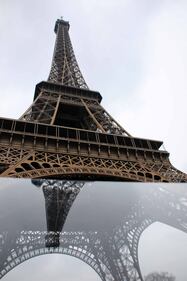 La parete di vetro anti-terrorismo intorno alla Tour Eiffel 2