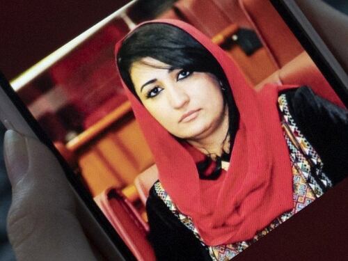 Uccisa a Kabul dai talebani l'ex deputata filo-Occidente