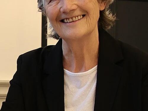 Chi è Catherine Connolly, la nuova presidente (pro pal) dell'Irlanda