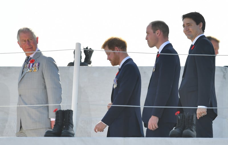 Lady Gaga e il Principe William 30