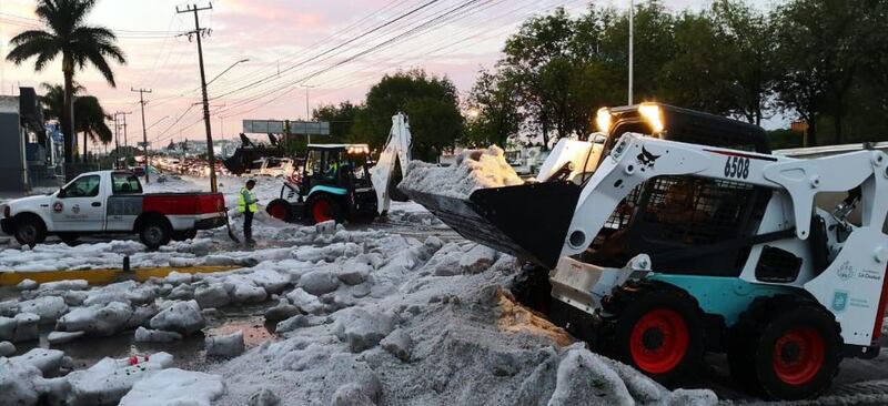 Messico, un'eccezionale grandinata ha sepolto Guadalajara 4