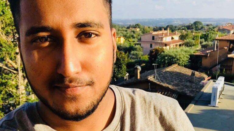 Roma, travolge e uccide un 24enne in monopattino. Poi si costituisce: "Sono scappato per paura"