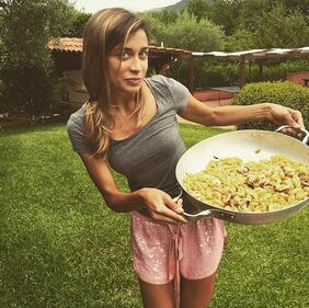 Ludovica Frasca sexy e dolce: gli occhi azzurri che stregano Luca Bizzarri 22