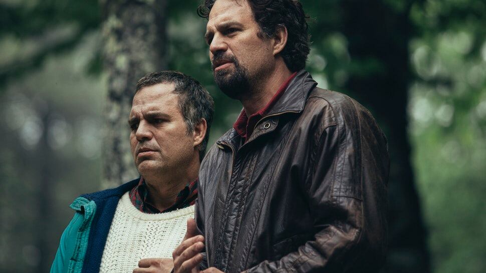 Mark Ruffalo si fa in due per la serie HBO "I Know This Much Is True"