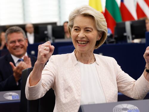 La Meloni, la Ue e quei giochi di sponda per dare un posto all'Italia