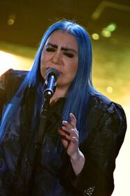 Sanremo 2019, minigonna inguinale per Loredana Bertè 3
