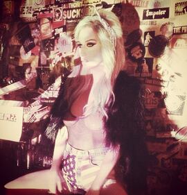 Scatti bollenti: Kesha provoca su Instagram 1