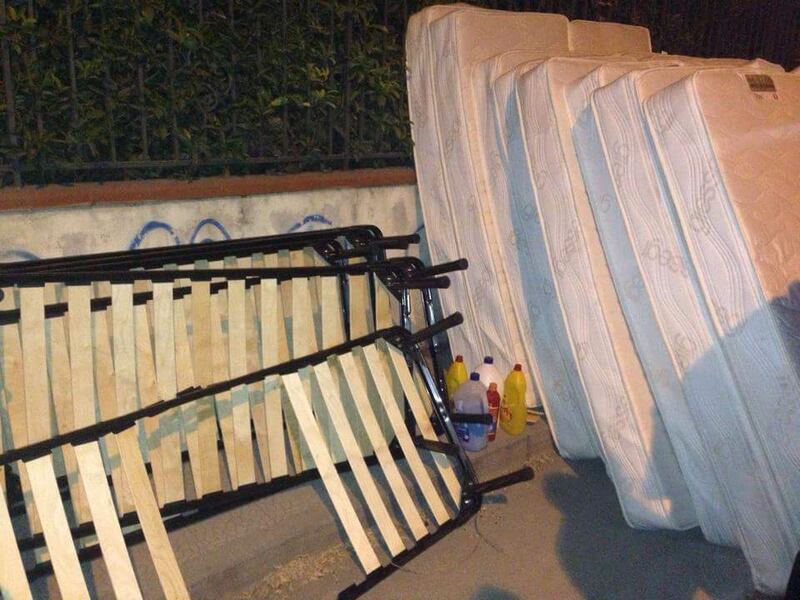 Acerra in rivolta contro gli immigrati 1