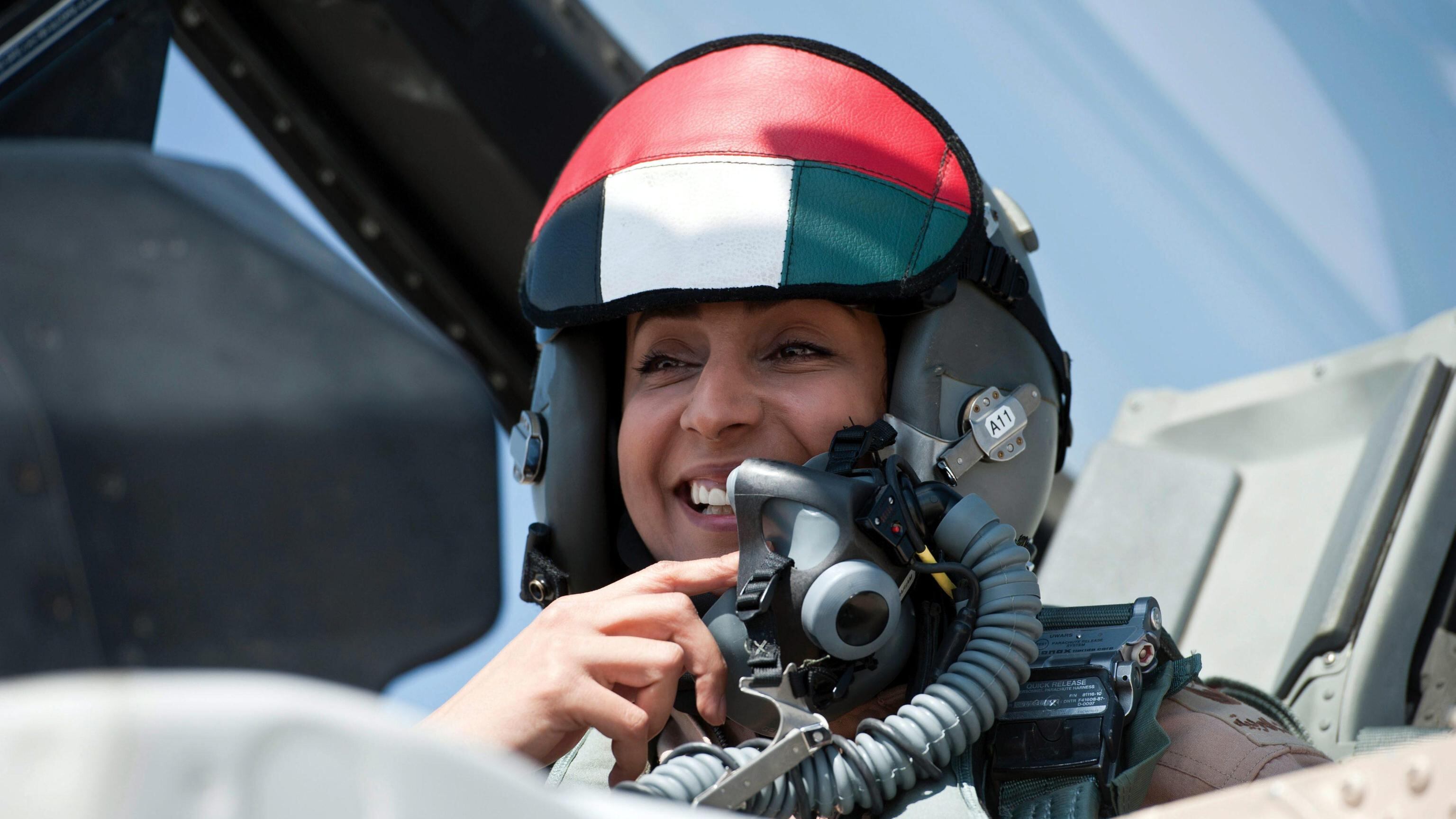 Mariam, la top gun degli emirati risveglia l'orgoglio delle musulmane