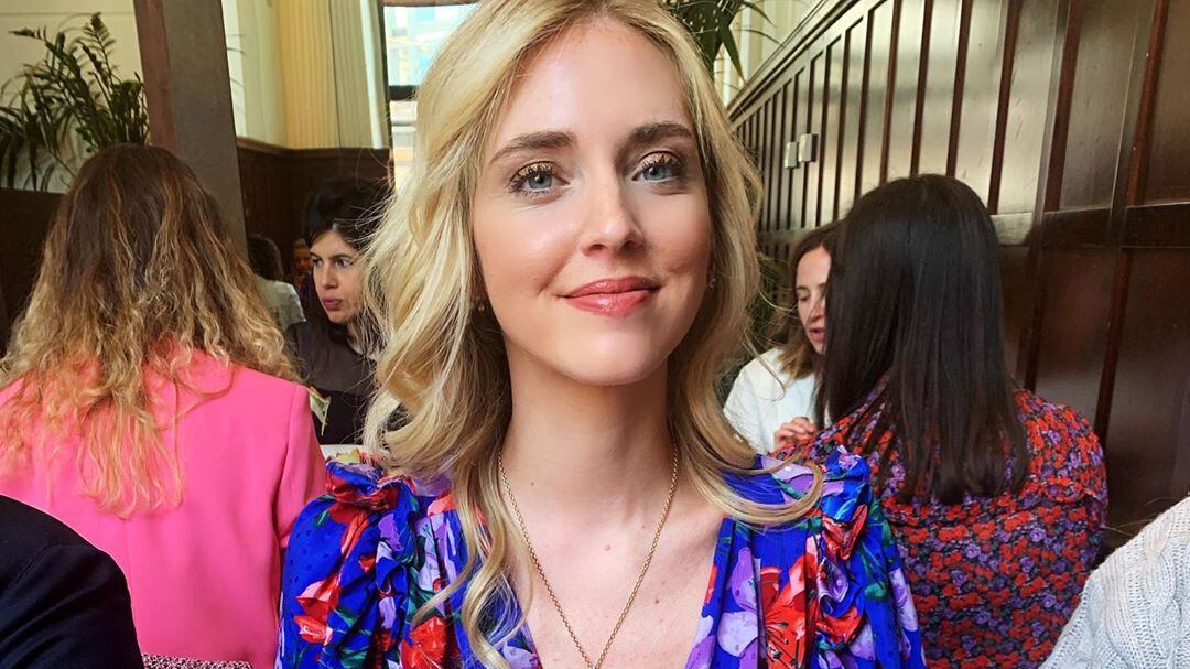 Il web approva il nuovo look della Ferragni: "Stai bene con tutto"