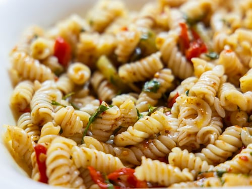 Pasta fredda: 8 ricette per vegani, vegetariani e per chi non lo è