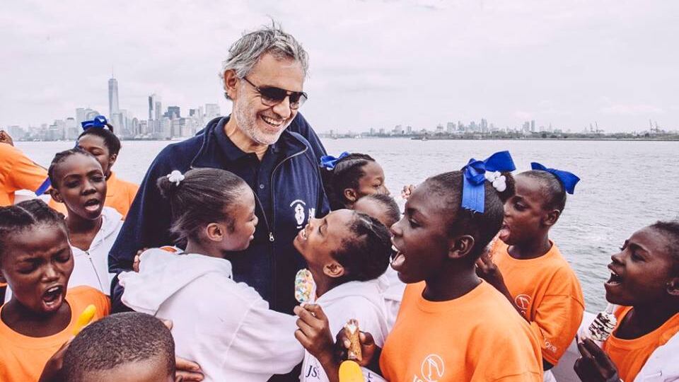 La tournée del commovente coro formato dai bambini di Haiti