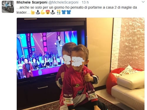 L'ultimo tweet di Scarponi con i figli