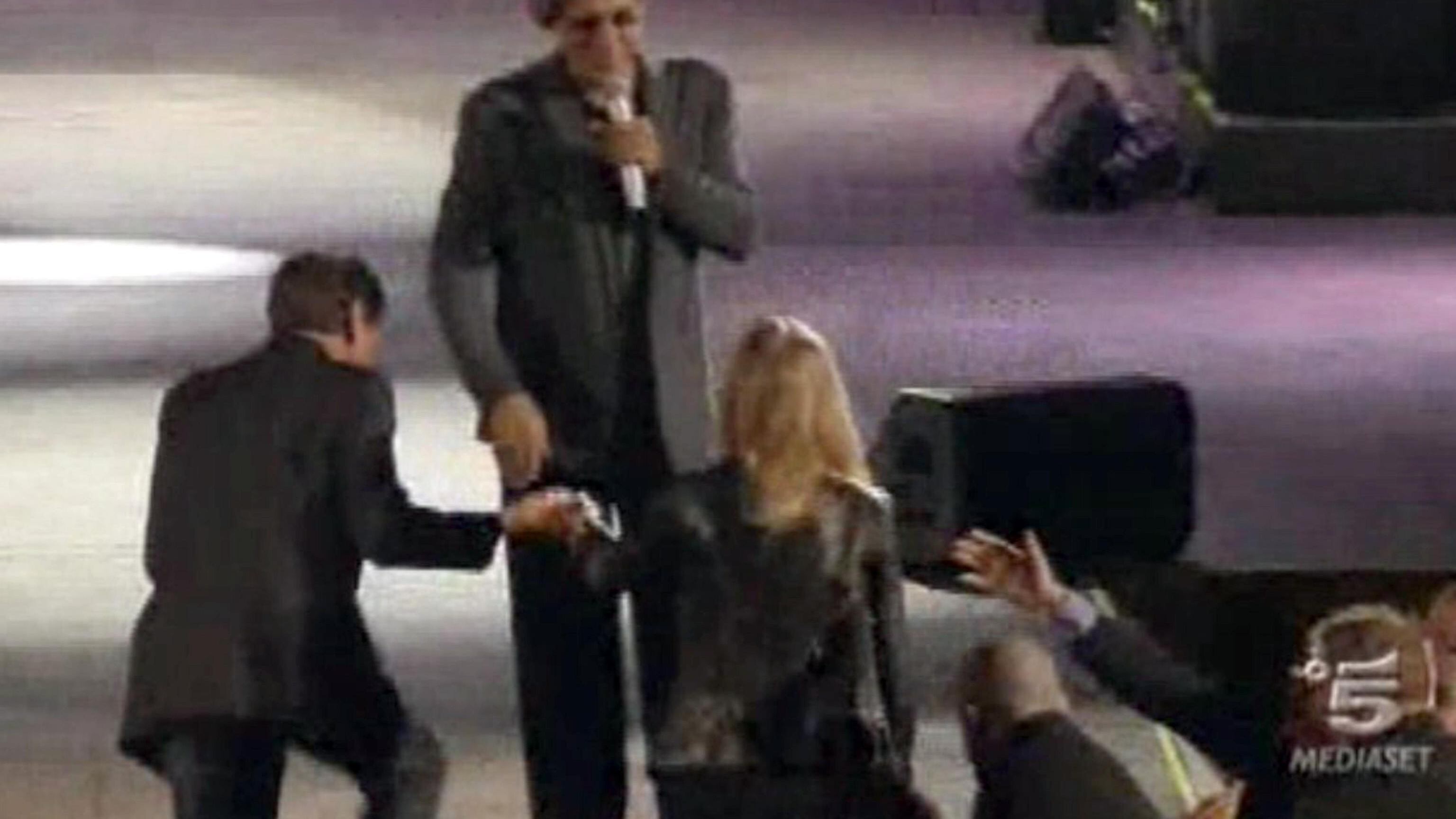 La nuova canzone di Celentano: uno "spot" a Grillo