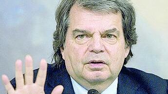 Scossa Pdl al governo «Subito 40 miliardi per aiutare le imprese»