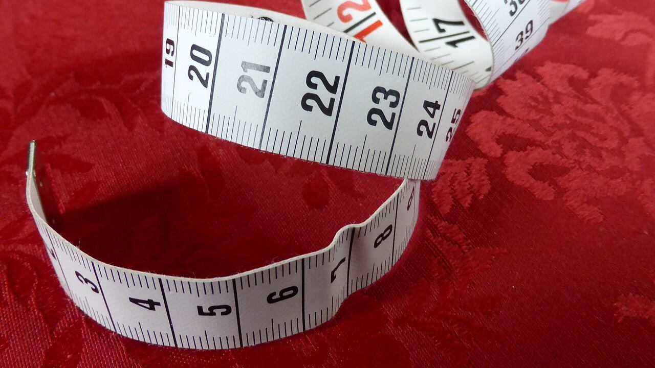 Un abito personale per reagire al regno dell'egolatria