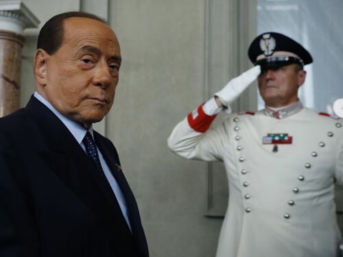 Berlusconi: "Con Pd-M5s soltanto tasse"