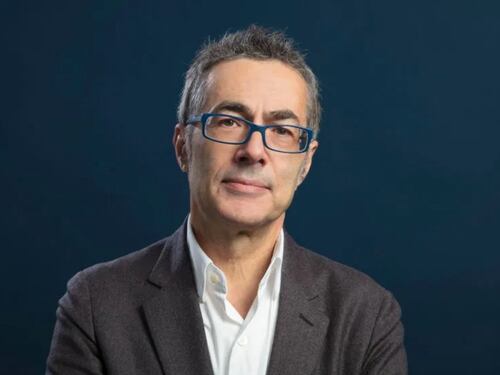 Il suicidio choc dello storico dei bassifondi. Sui social il suo ultimo saluto: "Arrivederci"