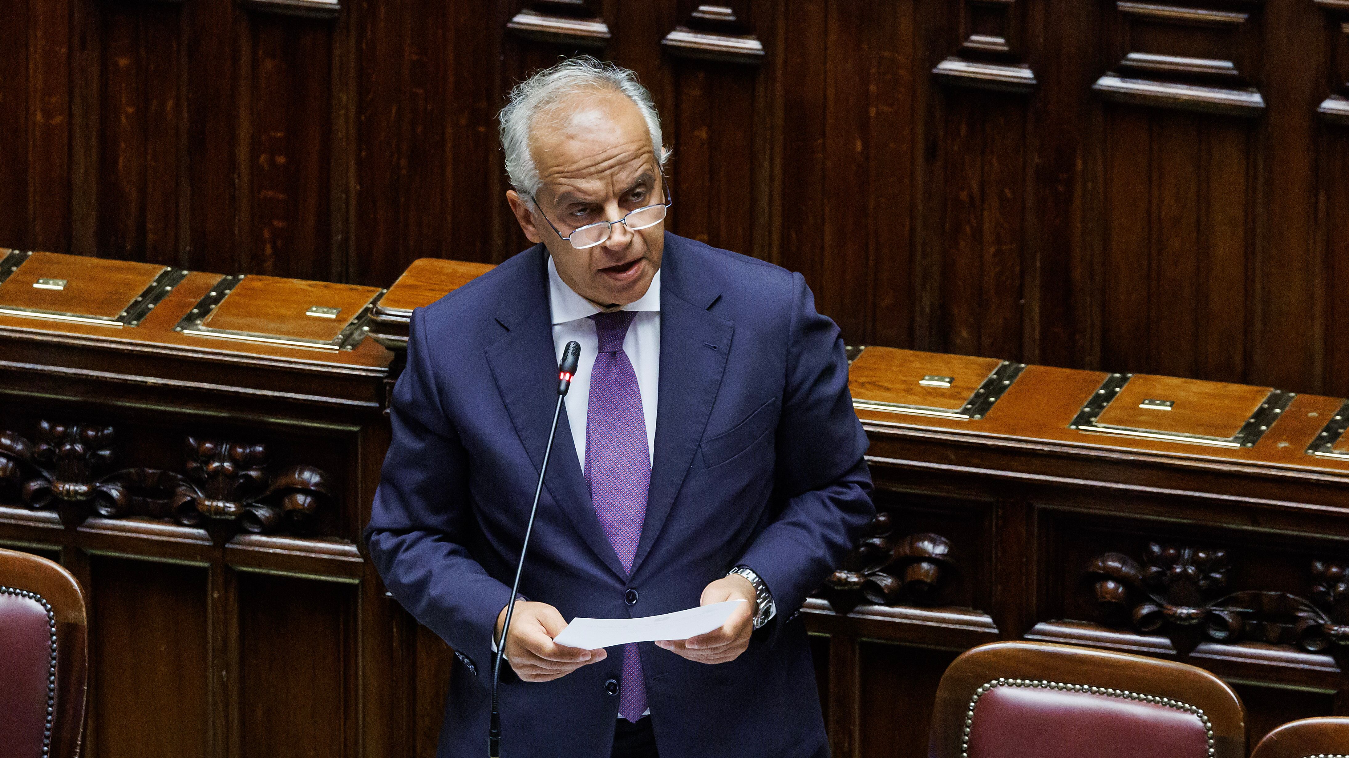 Effetto "zone rosse". L'annuncio di Piantedosi: "Le renderemo stabili"
